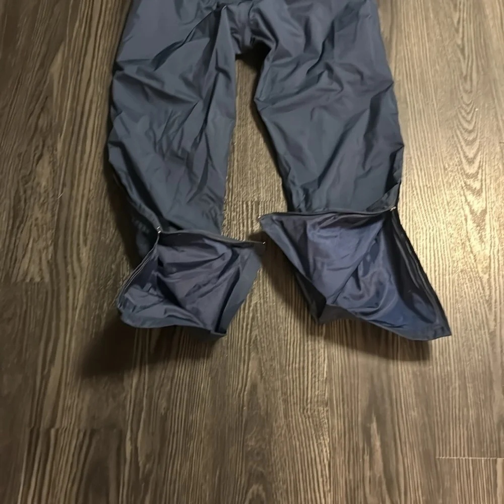 🍍ADIDAS CLIMA PROOF WIND PANT🍍ZIP SIDE POCKETS🍍ZIP ANKLE TO UPPER CALF🍍Sz L